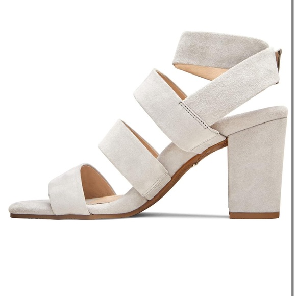 Vionic Perk Blaire Suede Heel - Picture 3 of 13